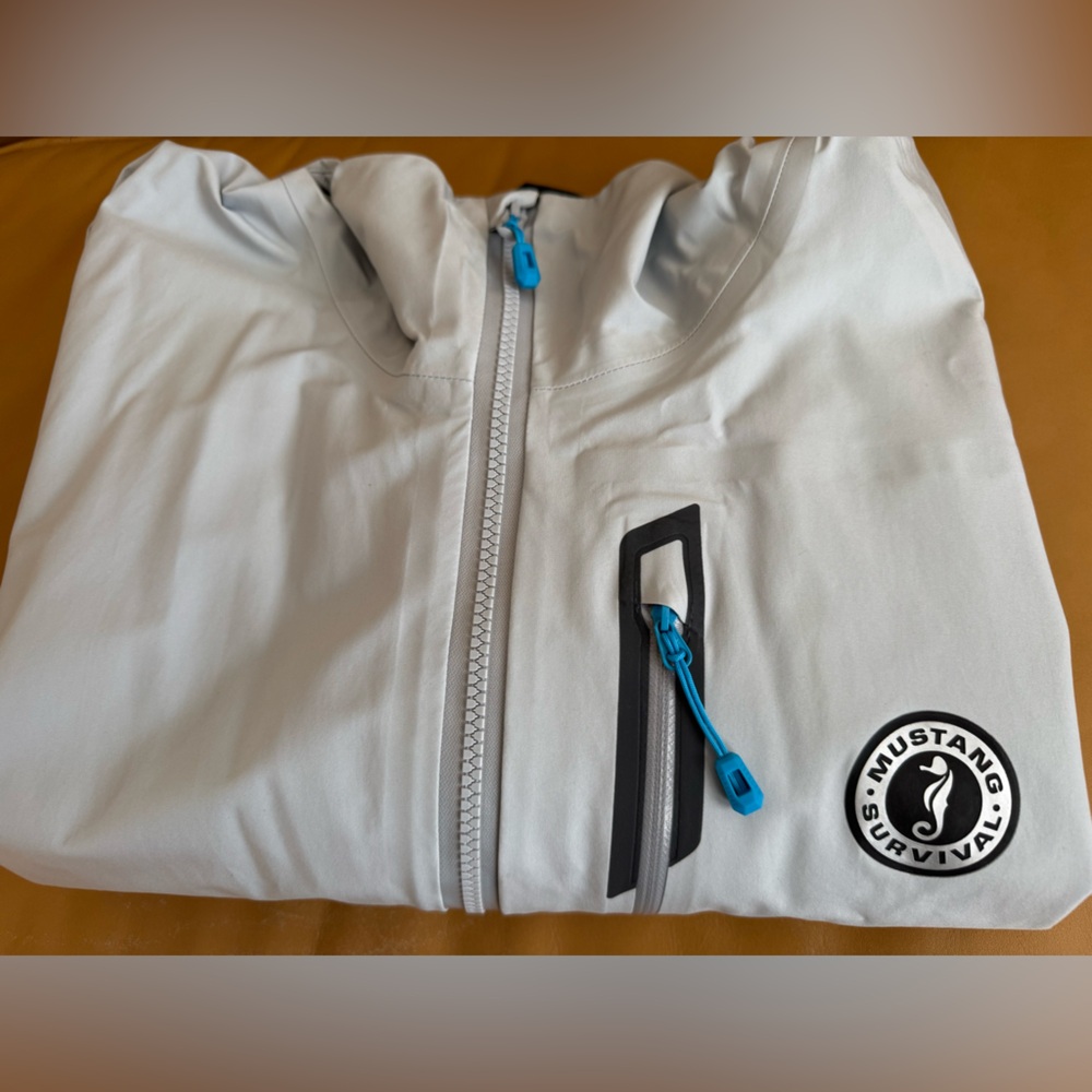 Men's Mustang Survival Performance Waterproof Jacket XXL. High End Sailing Brand - Picture 12 of 15